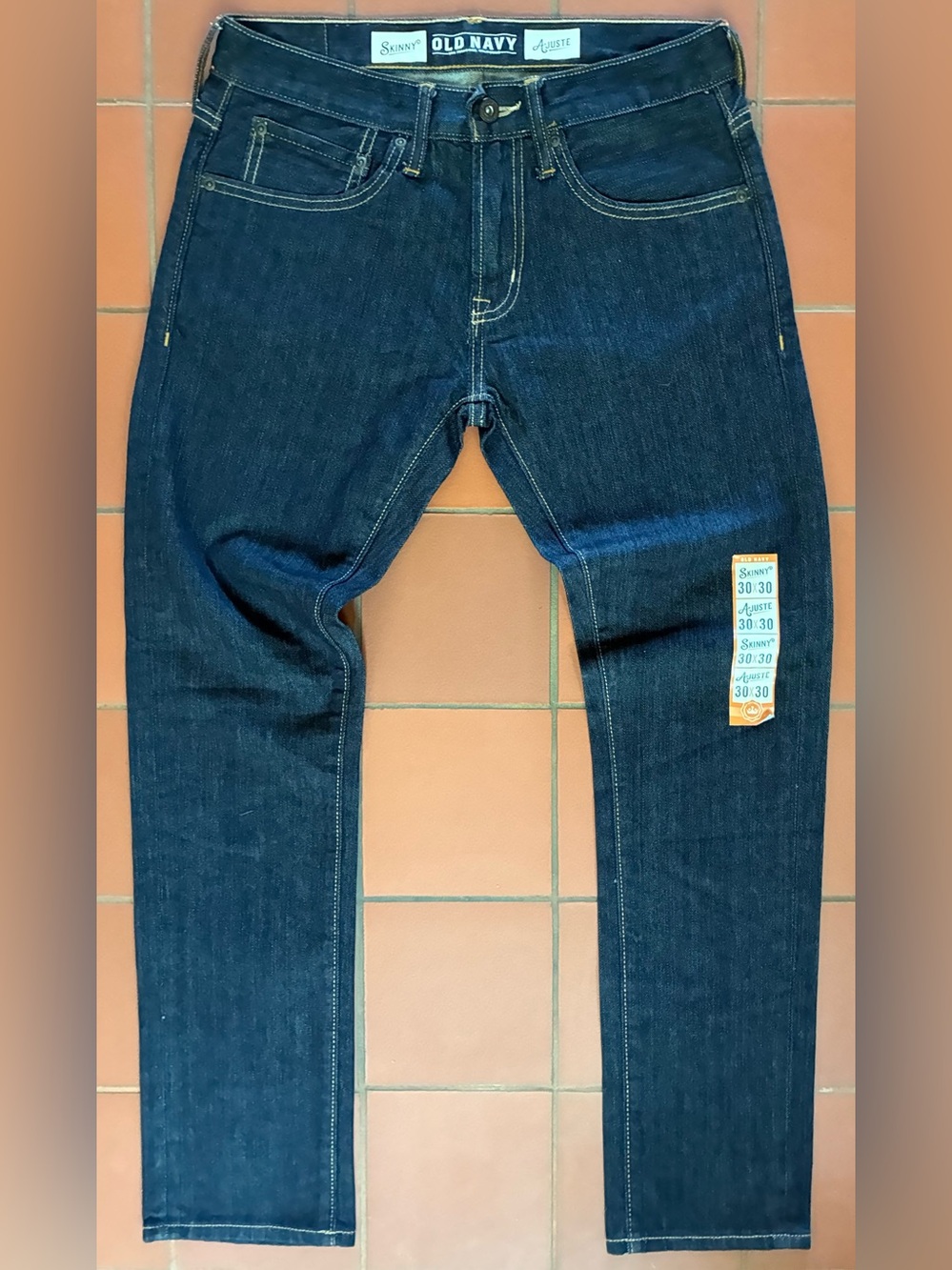 Old Navy Skinny Jeans in Dark Indigo Blue
